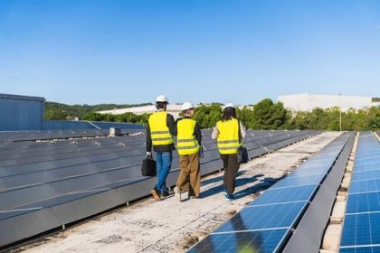 Electricians Management Service That Keeps Projects on Track