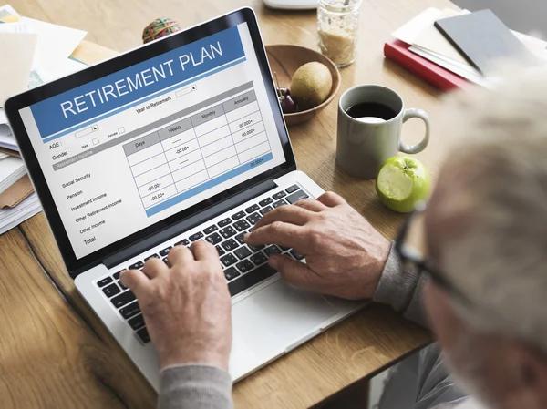 Retirement Planning Mistakes That Can Cost You Thousands Later